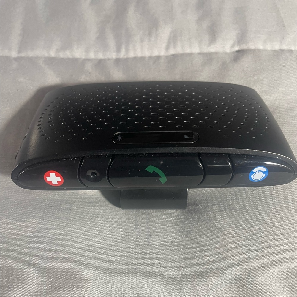 Verizon HUM Bluetooth Vehicle Diagnostic/ Tracking Device Model AT-660